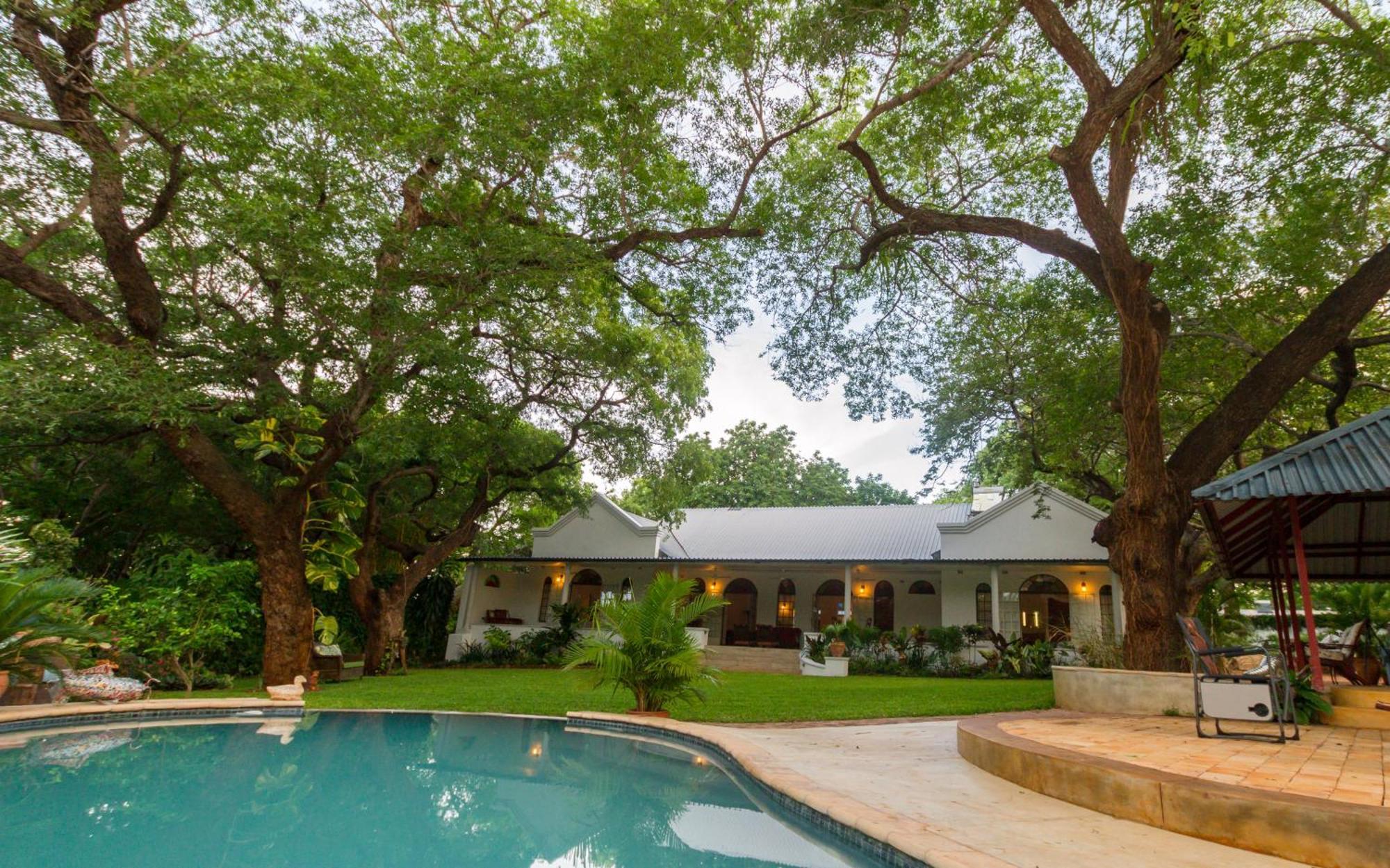 The Courtney Lodge Водопад Виктория Экстерьер фото